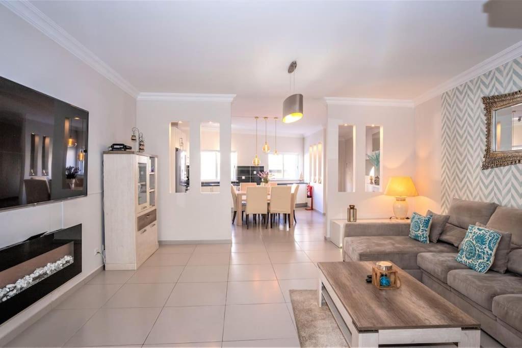 Luxuryvilla With Private Heated Pool And Spa 7P Quarteira Bagian luar foto