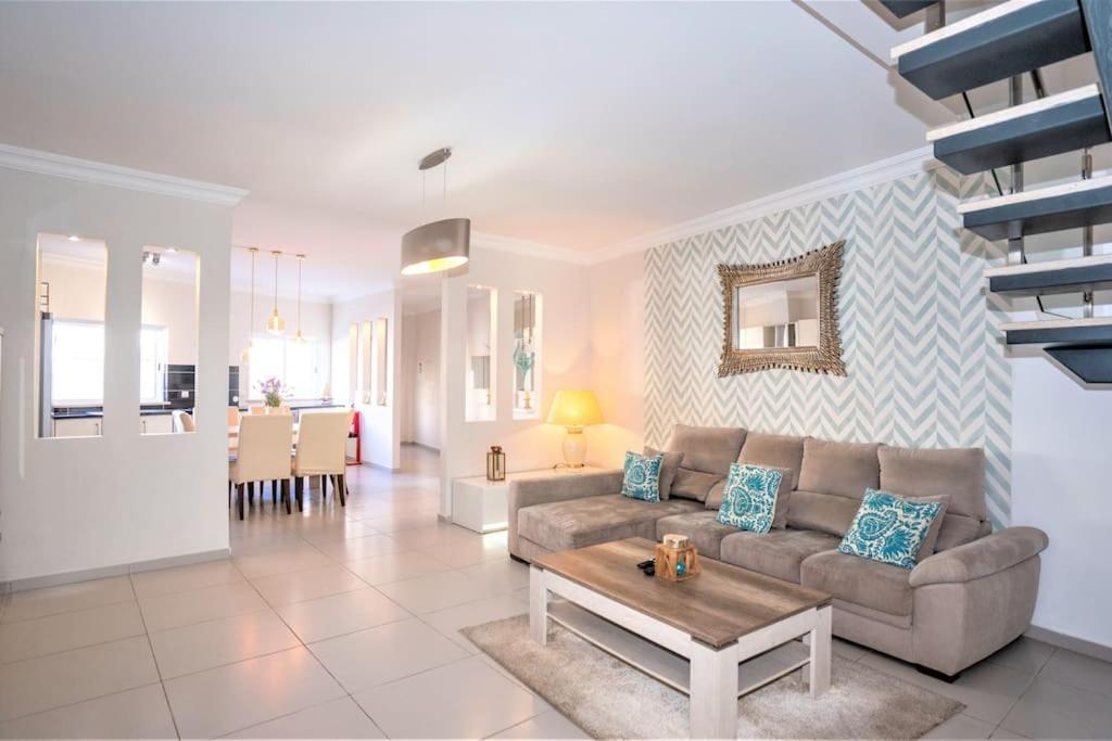 Luxuryvilla With Private Heated Pool And Spa 7P Quarteira Bagian luar foto
