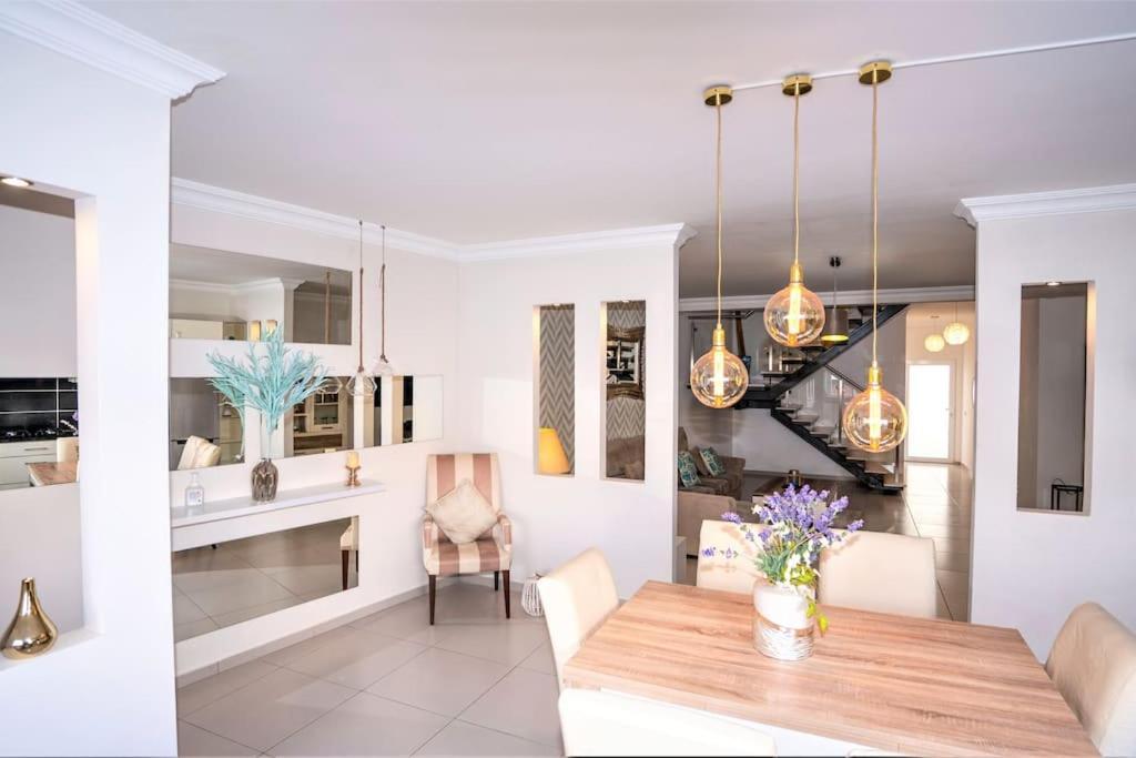 Luxuryvilla With Private Heated Pool And Spa 7P Quarteira Bagian luar foto