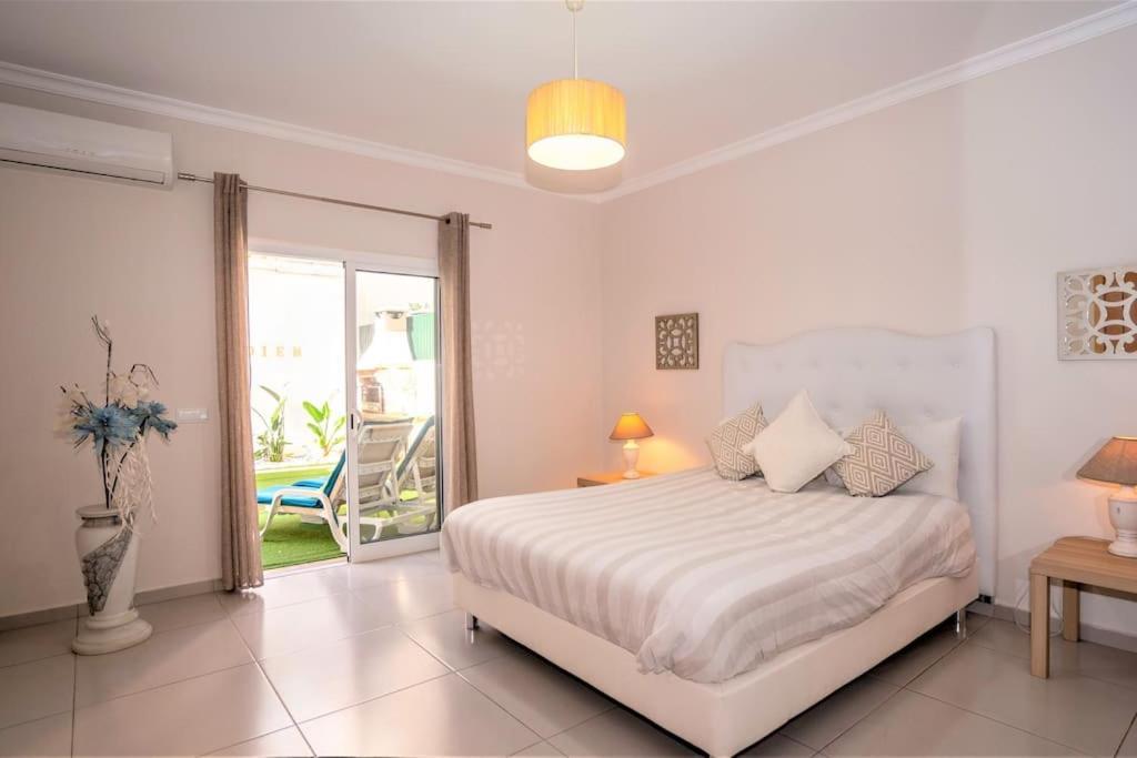 Luxuryvilla With Private Heated Pool And Spa 7P Quarteira Bagian luar foto