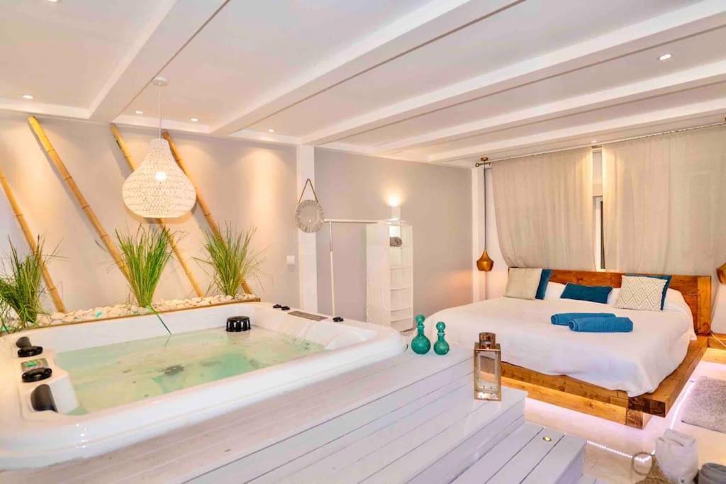Luxuryvilla With Private Heated Pool And Spa 7P Quarteira Bagian luar foto