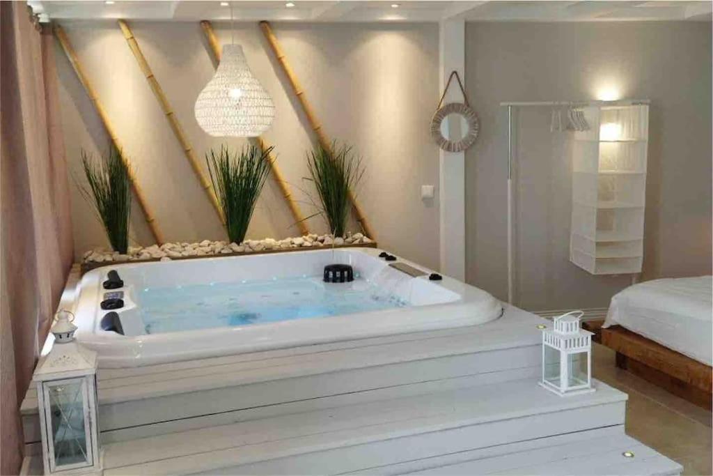 Luxuryvilla With Private Heated Pool And Spa 7P Quarteira Bagian luar foto